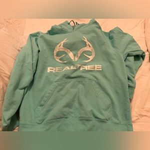 realtree hoodie in good condition